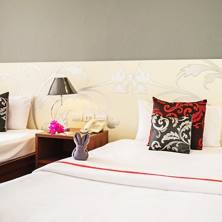 Grand Jomtien Palace Hotel - Sha Extra Plus Extérieur photo