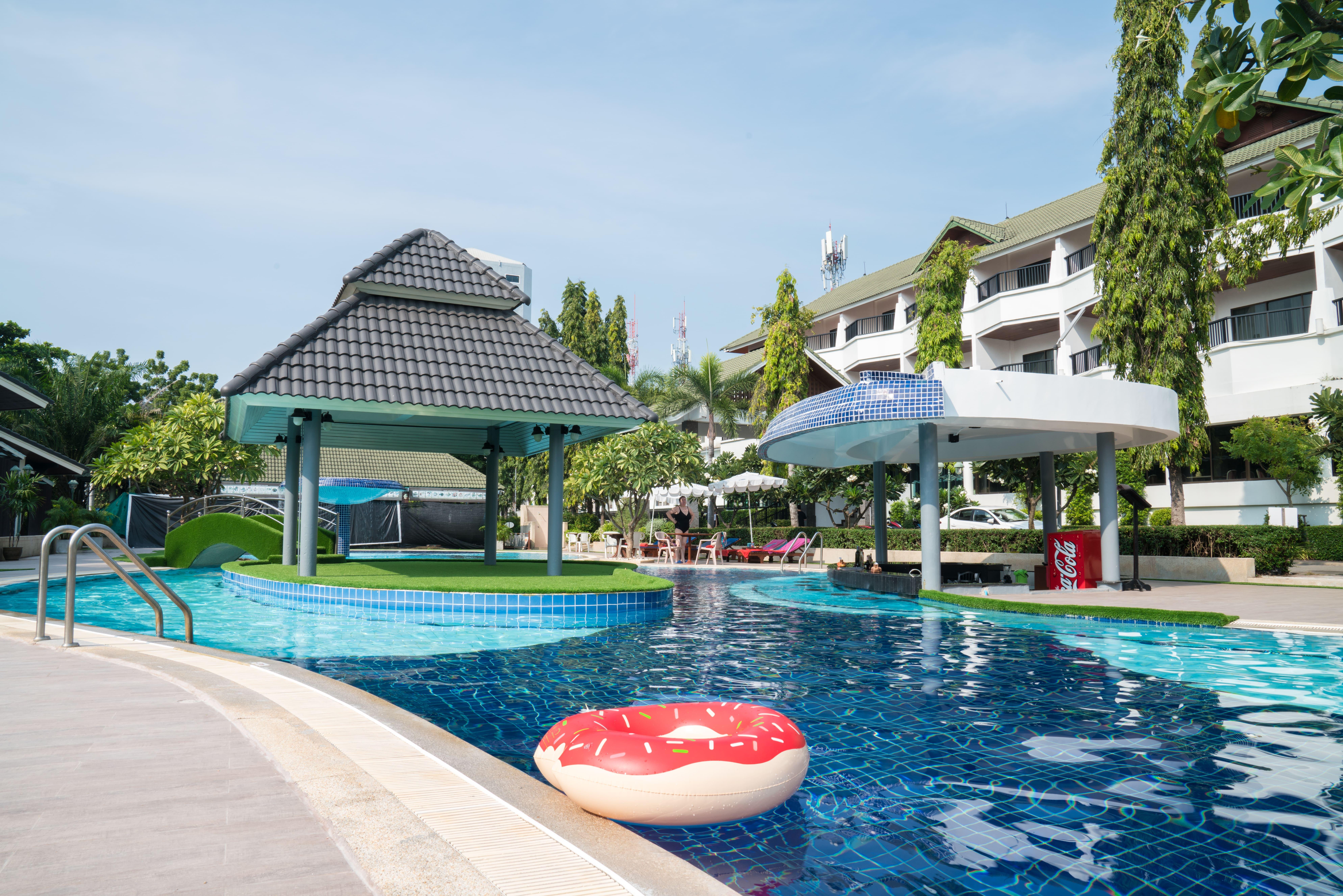 Grand Jomtien Palace Hotel - Sha Extra Plus Extérieur photo
