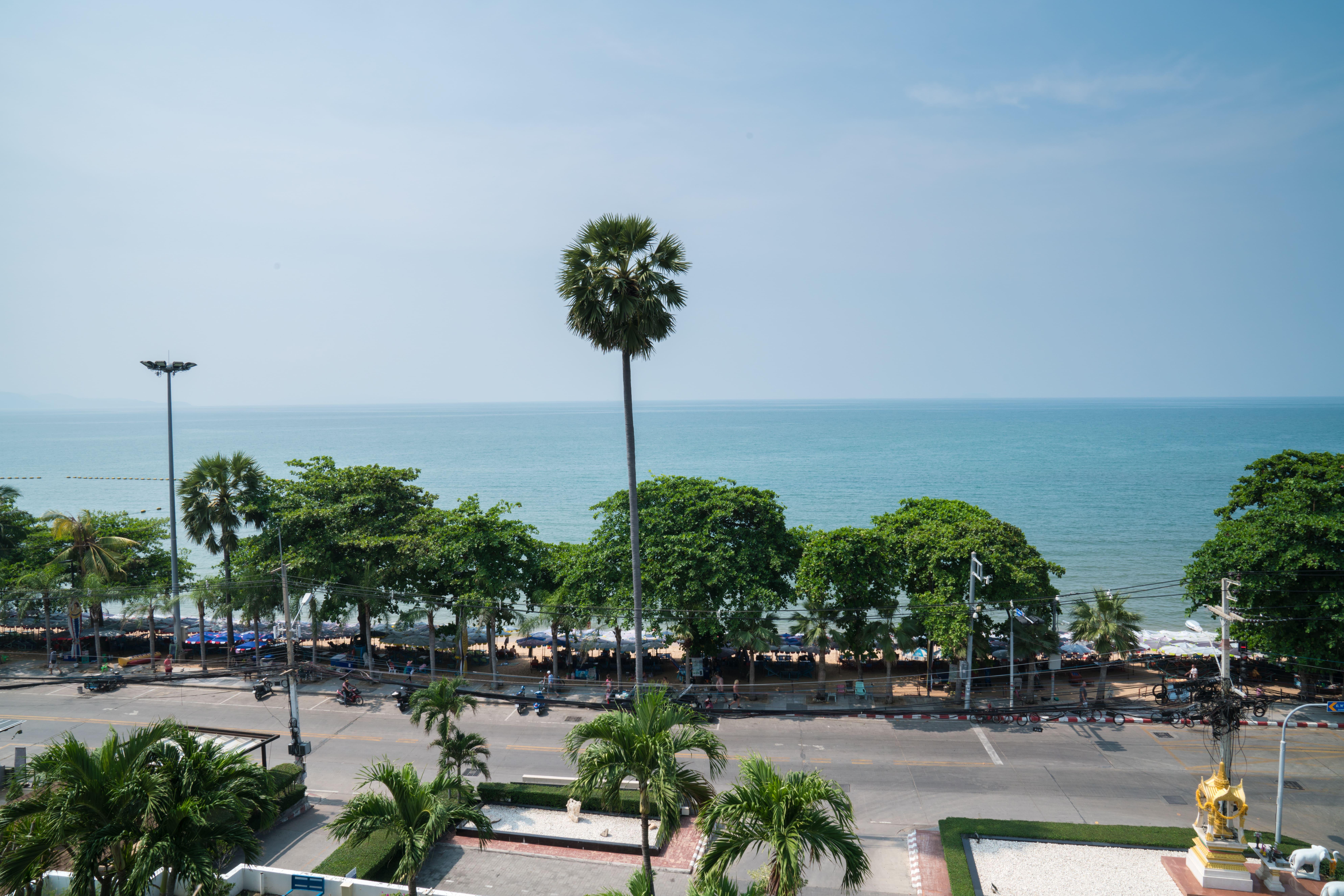 Grand Jomtien Palace Hotel - Sha Extra Plus Extérieur photo