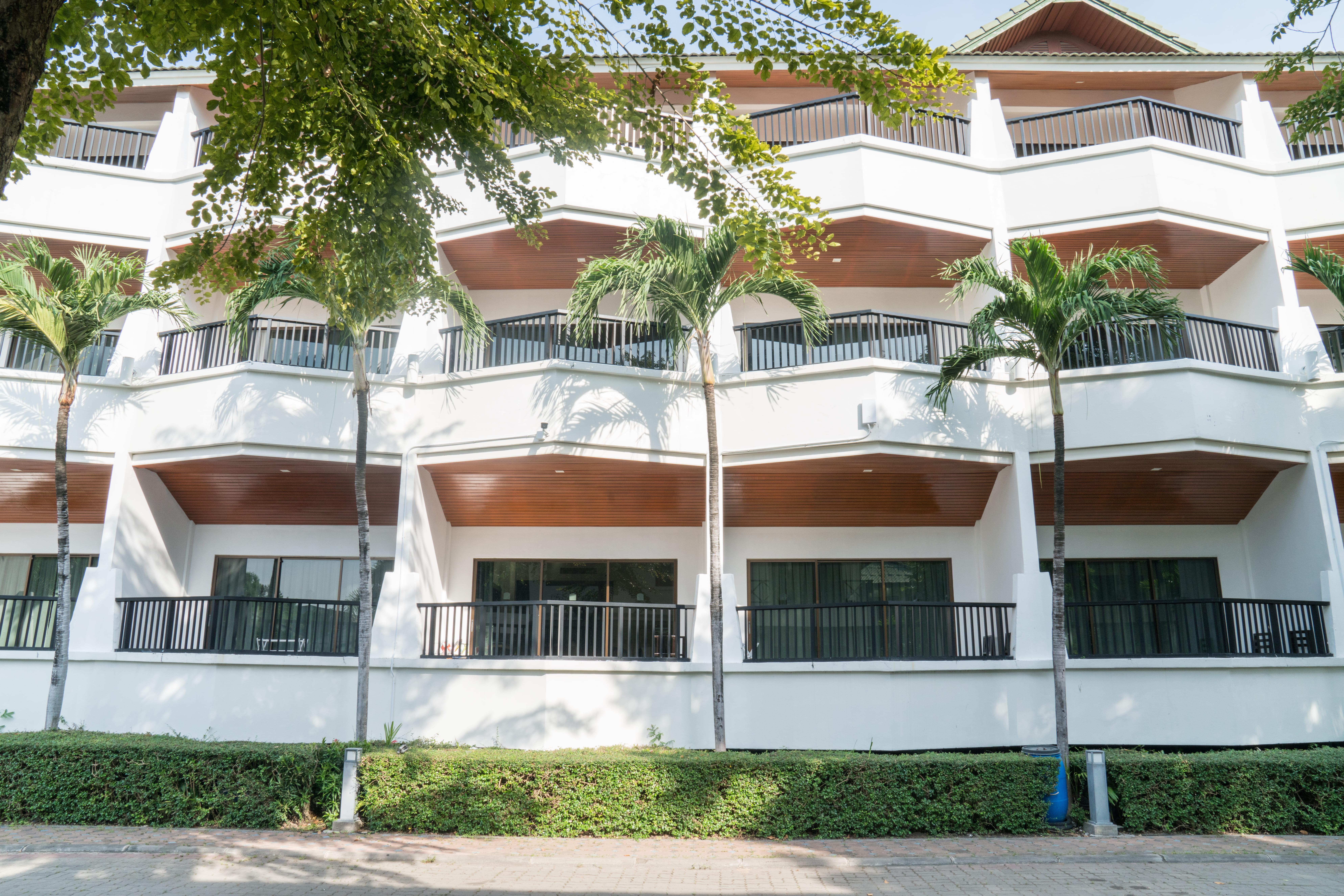 Grand Jomtien Palace Hotel - Sha Extra Plus Extérieur photo